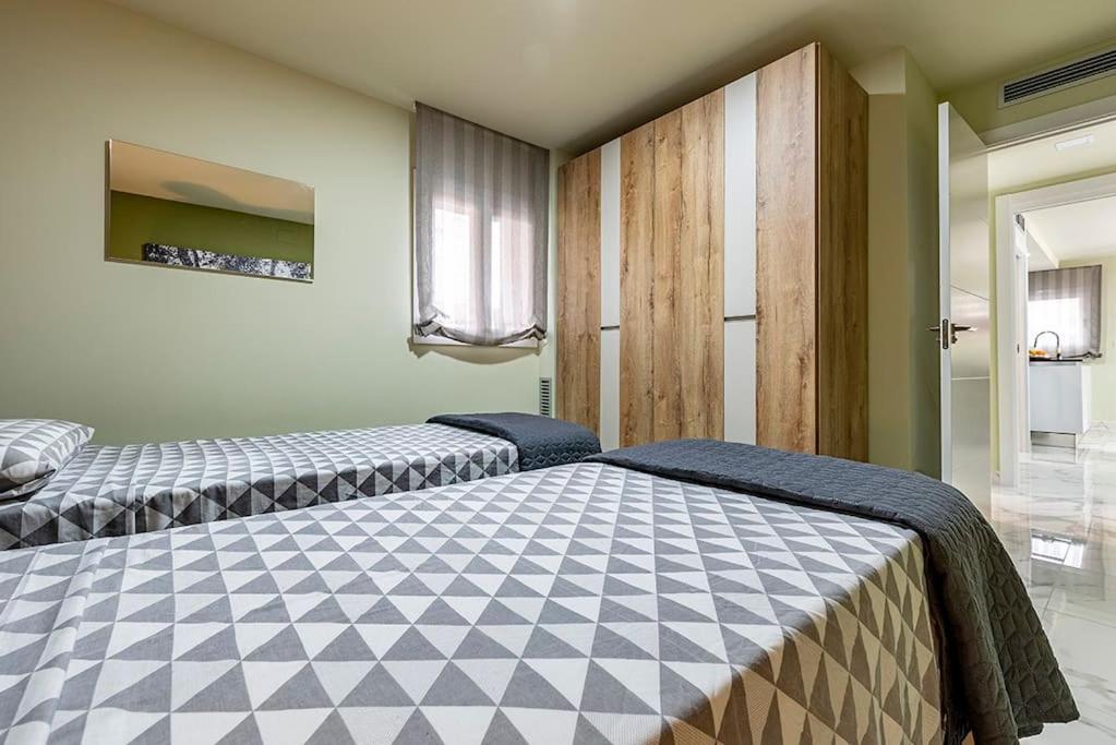 Апартаменты 5 Stelle Piscina, Jacuzzi, Wifi - 2 Min Dal Mare Миами-Плайя Экстерьер фото