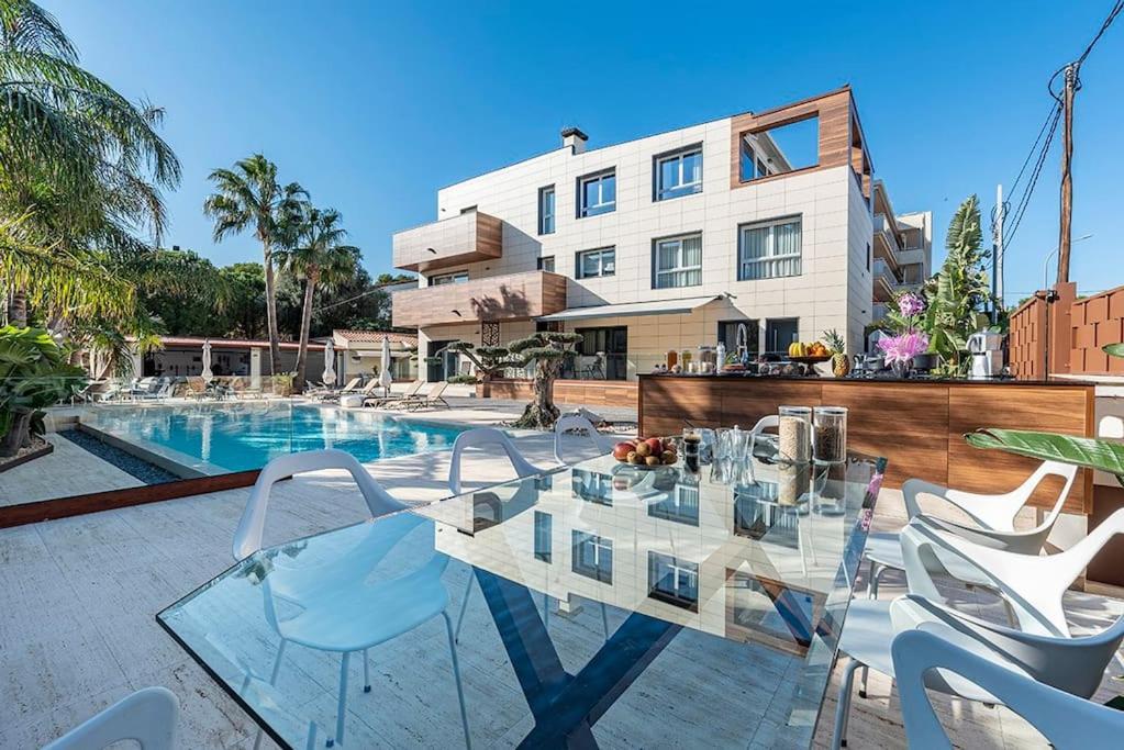Апартаменты 5 Stelle Piscina, Jacuzzi, Wifi - 2 Min Dal Mare Миами-Плайя Экстерьер фото